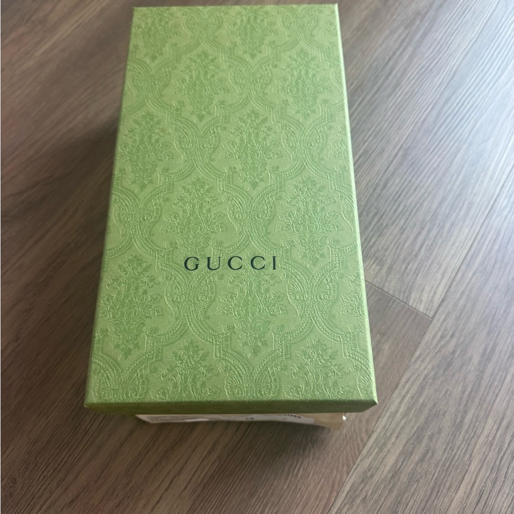 Gucci Olive Embossed shoe/gift Box